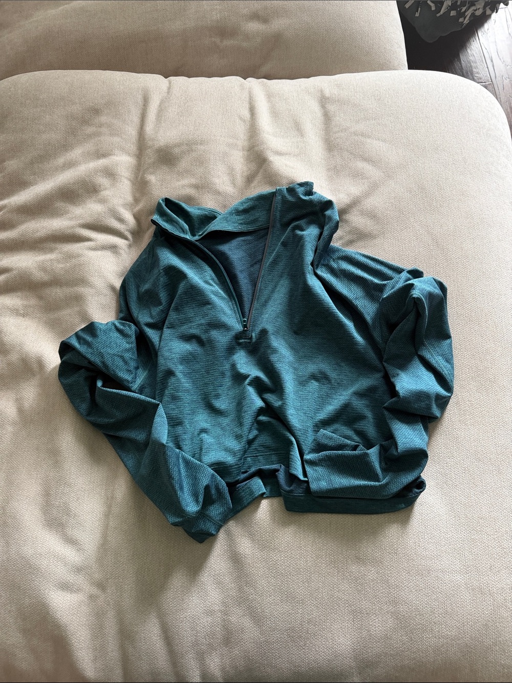 lululemon athletica Men's Teal Half-Zip Sweater cropped